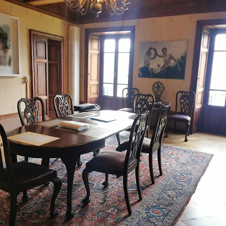 Bonola Apartment *